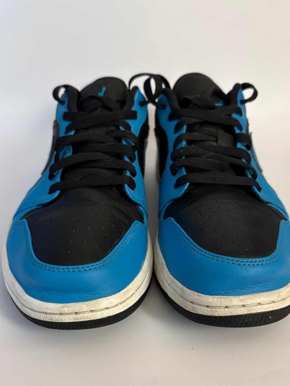 Nike Black & Blue Low-Top Jordan Sneaker - Picture 3 of 9